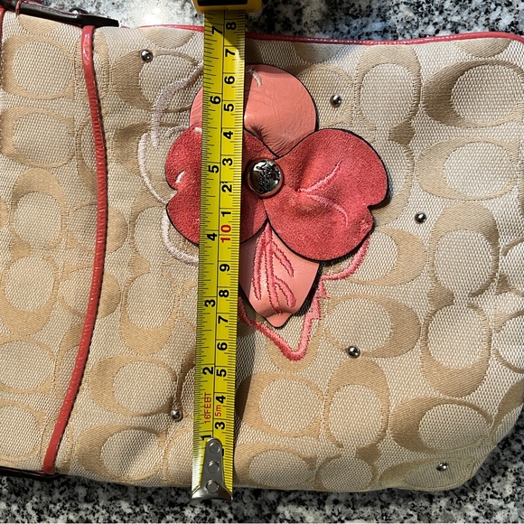 Coach Crossbody Bag - Picture 11 of 11
